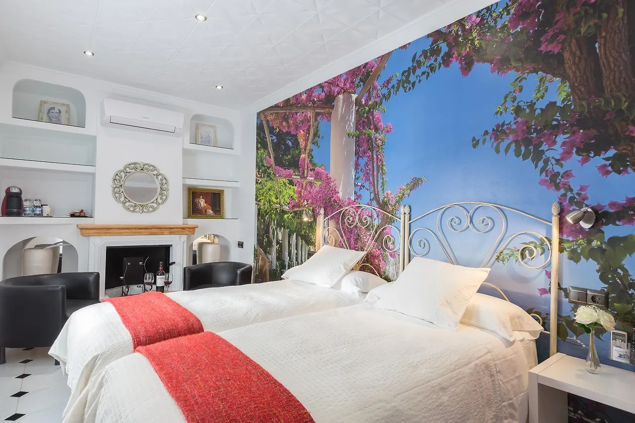 Bed & Breakfast Salamandra Plaza Competa