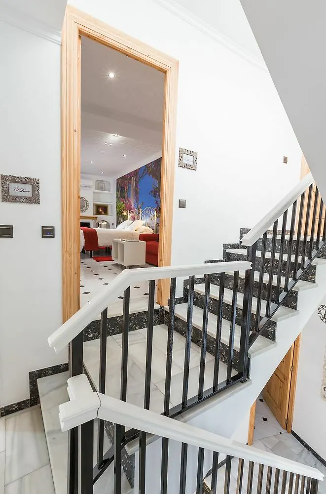 Salamandra Plaza Competa Bed & Breakfast